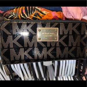 Michael Kors wallet